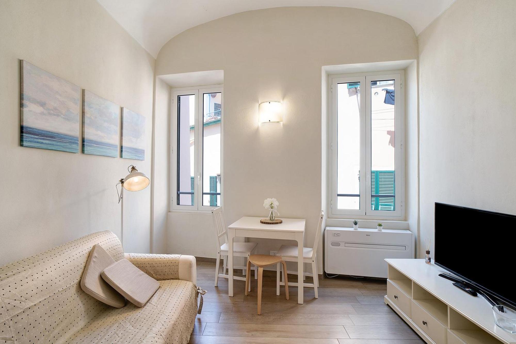 Casa Elena Apartment Бордихера Екстериор снимка